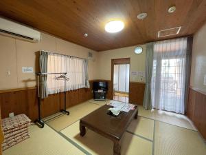 Φωτογραφία από το άλμπουμ του 源泉かけ流し離れの宿 きなっせ σε Yamaga