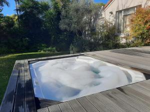 Gallery image of Serendipity - 3 Bedroom home, jacuzzi & inside barbecue in Stellenbosch