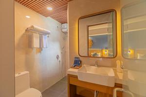 Koupelna v ubytování UMET Seaview Hotel with Free Airport Pick up and Drop T&C Apply