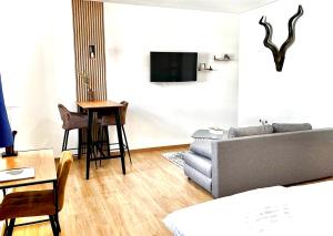 Telewizja i/lub zestaw kina domowego w obiekcie Hotel Zum Goldenen Hirschen