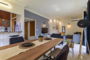 Gallery image of Fuga Di Batroun Cozy 2-BR with 24-7 Power and AC in Batroûn