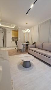 Zdjęcie z galerii obiektu Marble Suite w mieście Kragujevac