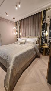 Zdjęcie z galerii obiektu Marble Suite w mieście Kragujevac