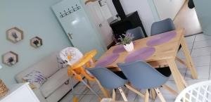 Kuchyň nebo kuchyňský kout v ubytování Levendula Apartman Berekfürdő