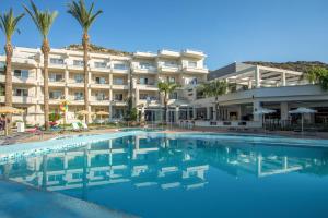 Bazén v ubytovaní Olympia Sun Hotel alebo v jeho blízkosti
