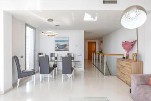 Kép Duplex Moderno Y Luminoso, Vistas A Mar szállásáról Sant Pere de Ribesben a galériában