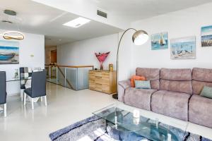 Kép Duplex Moderno Y Luminoso, Vistas A Mar szállásáról Sant Pere de Ribesben a galériában