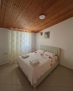 クサミルにあるGuesthouse Nedinのギャラリーの写真 +8枚の写真