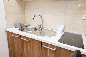 Kuchyň nebo kuchyňský kout v ubytování Charm apt-Sarajevo Center- Aircondition + 13 fotografií