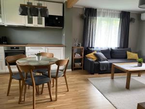 Kuchyň nebo kuchyňský kout v ubytování Loode lux with sauna