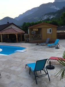 Vista general de una montaña o vista desde el campamento 31 fotos más