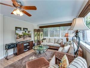 Et opholdsområde på Paradise Palms — Monthly Beach Rental