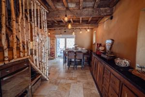 Kuchyň nebo kuchyňský kout v ubytování Les Gîtes de Sprimont - Le Cosy