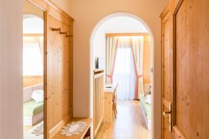Postel nebo postele na pokoji v ubytování Hotel Goldene Rose
