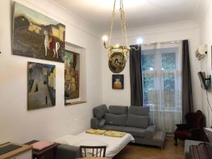 Posezení v ubytování Gutsa Artists Mini-Hotel