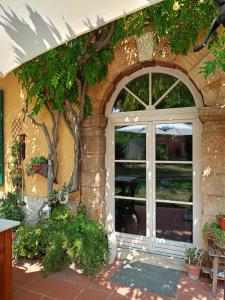 Zahrada ubytování Corte L'Ovo - Country House 15 minutes from the heart of Verona