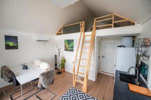 Η κουζίνα ή μικρή κουζίνα στο Evenes Artic glamping