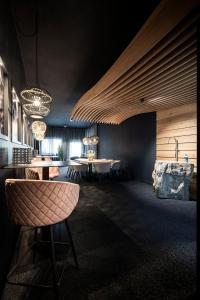 Posedenie v ubytovaní Smart Hotel Saslong