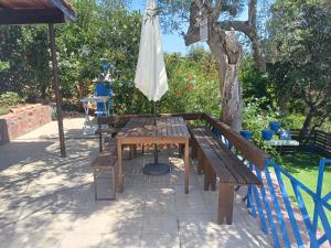 Κήπος έξω από το Casa vó Mila com piscina privada