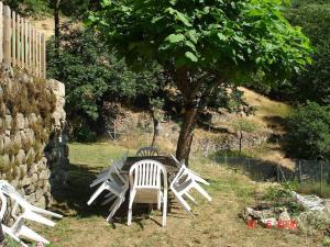Zahrada ubytování Maison de caractère en Ardèche verte