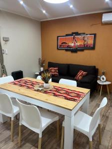 Χώρος καθιστικού στο Cabañas las Consentidas by aritoys termas M Grande +1 φωτογραφίες