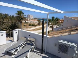 Kép DUPLEX NOSY BE vue sur mer avec solarium et jacuzzi szállásáról Orihuelában a galériában