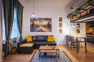 Rumbastic NEW Apartment - Best location with AC 1075 Budapest, Rumbach Sebestyén utca 9 kép - 2