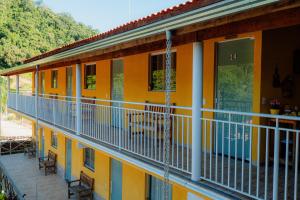 Photo de la galerie de l'établissement Pousada Brilho do Sol, à Serra Negra