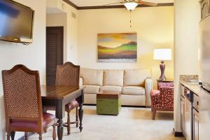 Posezení v ubytování Find the Fountain of Youth in St Augustine in this 2BD condo with resort amenities + 27 fotografií