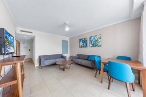 Predel za sedenje v nastanitvi Harbour View King Suite with Spa 1511