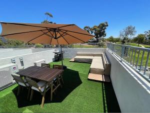 Balkón nebo terasa v ubytování Premier Location with Great Scenic Downtown View