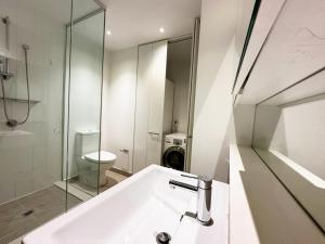 Imagen de la galería de Modern 2BR Apt with a stunning view, en Melbourne