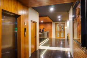 Lobi ili recepcija u objektu Sajiwa Inn and Suite Hotel