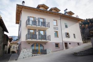 Budova, kde se aparthotel nachází