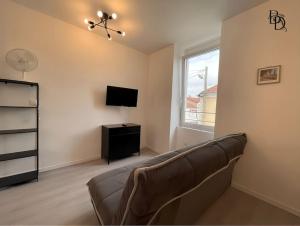 Fotografie z fotogalerie ubytování Appartement B1 T3 60 m2 Cosy 7min proche gares v destinaci Roanne + 2 fotografie