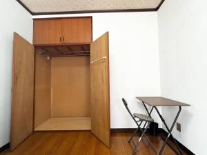 横滨2階建1棟貸しの寝室4部屋 無料高速Wi-Fi的相册照片