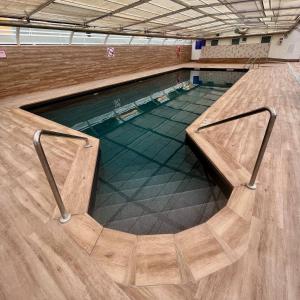 Basen w obiekcie Apartamentos Turisticos Terralta lub w pobliżu