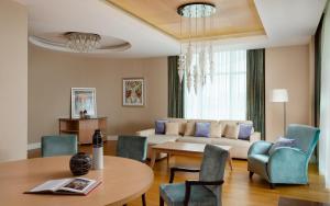 Posezení v ubytování Badamdar Hotel and Residences