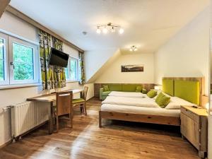 Posteľ alebo postele v izbe v ubytovaní Apartment Donnersbach by Interhome