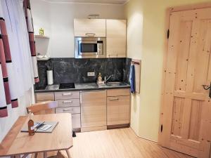Kuchyň nebo kuchyňský kout v ubytování Apartment Kirschbaum by Interhome