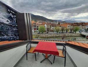 Imagem da galeria de Hotel Oferta em Prizren