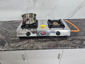 Fotografie z fotogalerie ubytování ZEAL HOMES AND APPARTMENTS KOOTHATTUKULAM v destinaci Kuttāttukulam