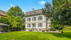 Entire Zurich Villa, Your Private Luxury Escape with in house staff