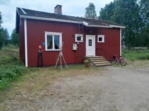 Gallery image of Saunallinen talo 5-tien varrella, yksityinen ranta in Hyrynsalmi