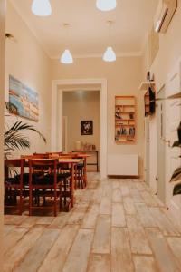 Spacious apartment for Group in centre Budapest 1072 Budapest, Rákóczi út 38 kép - 2