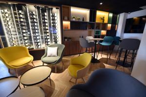 Posezení v ubytování Holiday Inn Dijon Sud - Longvic by IHG