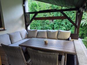 Galeriebild der Unterkunft FORREST DOM w LESIE in Rzędkowice