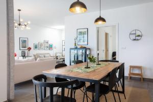 Postel nebo postele na pokoji v ubytování GuestReady - Anakaj House