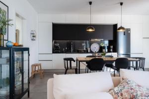 Kuchyň nebo kuchyňský kout v ubytování GuestReady - Anakaj House