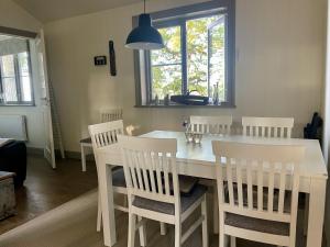 Fotografie z fotogalerie ubytování Bergs Gård & Hållsvikens Gård v destinaci Västerljung